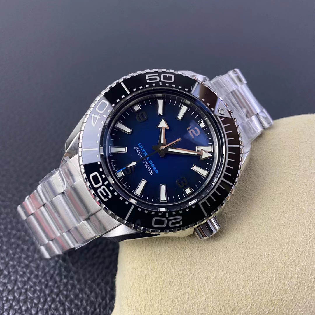 

SBF Diving watches 8912 mechanical movement 45.5mm 600M Stainless steel strap Ceramic bezel Sapphire crystal glass Super waterproof, As shown