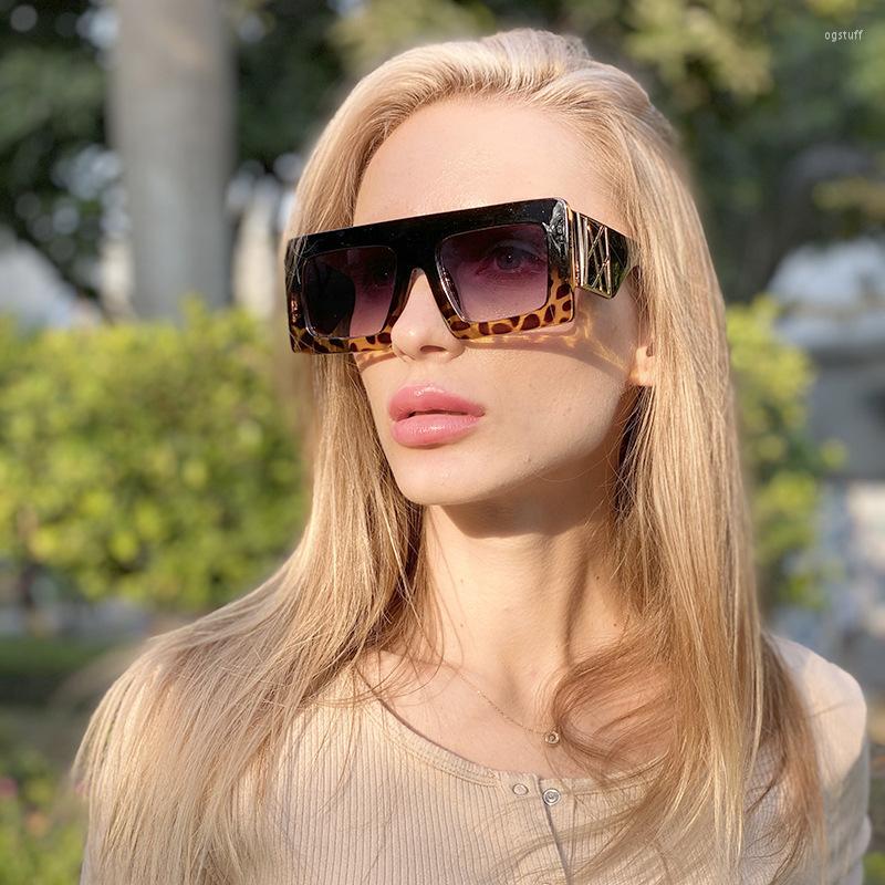 

Sunglasses Square Flat Top Women Retro Design Fashion Sun Glasses For Female Shades Ladies Shield Eyewear UV400 Eyeglasses