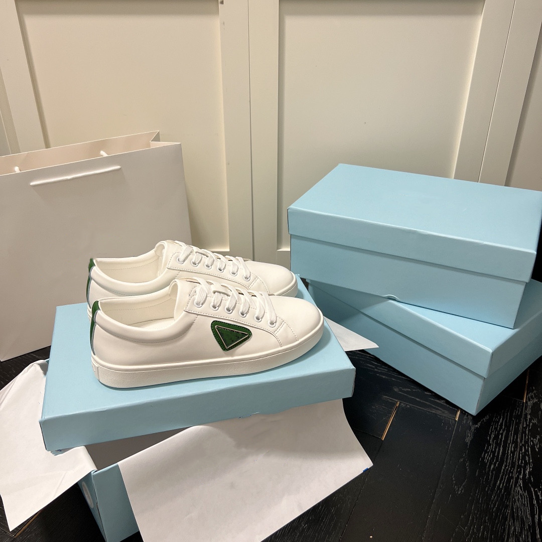 

Designer woman floral indentations platform sneaker Shoes white leather High quaitly cowhide paint finish sneakers shoe Classic unisex Trainers with box size35-40, Dustbag