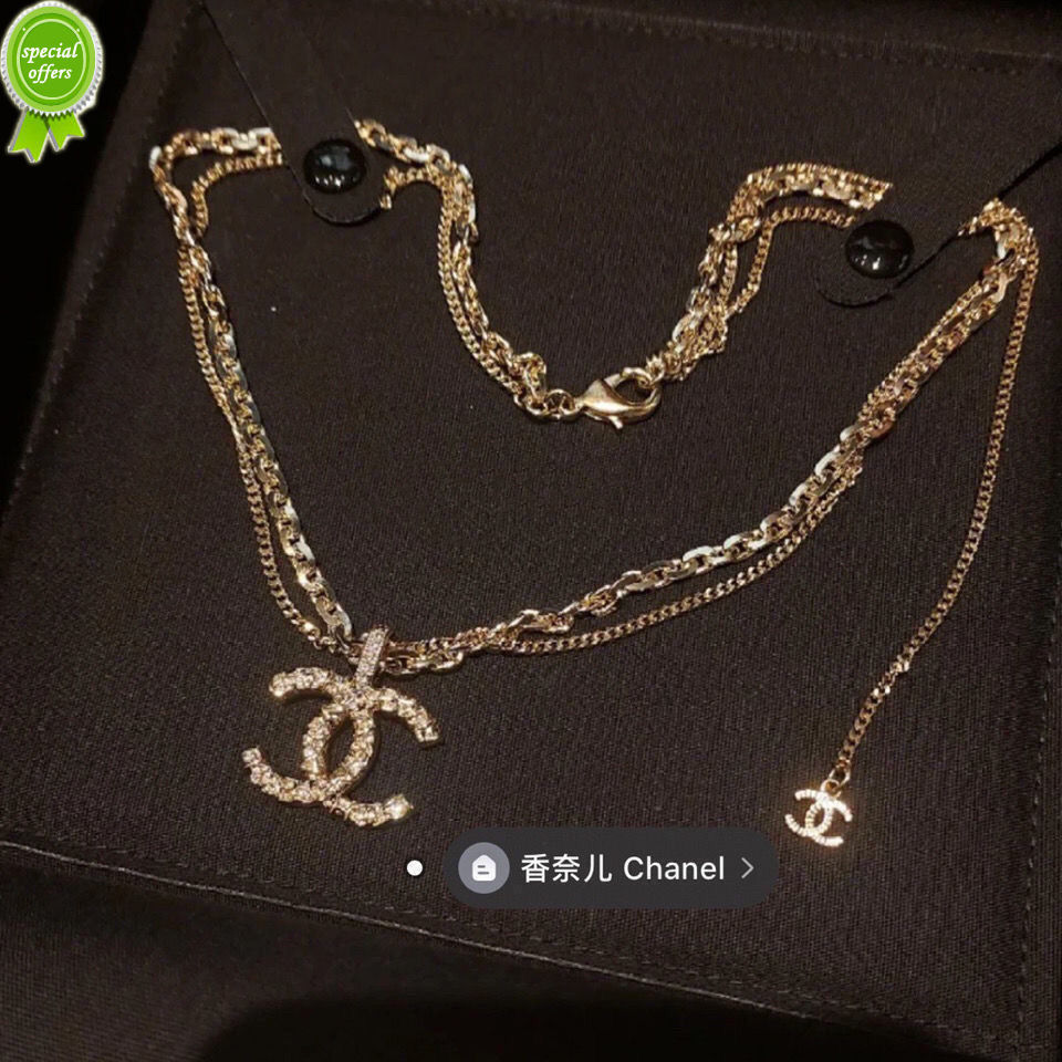 

Designer Ladies Earrings Infinity Bracelets Necklace Metallic New Small Double-c Embossed Chain Has Retro Collarbone Is It Can