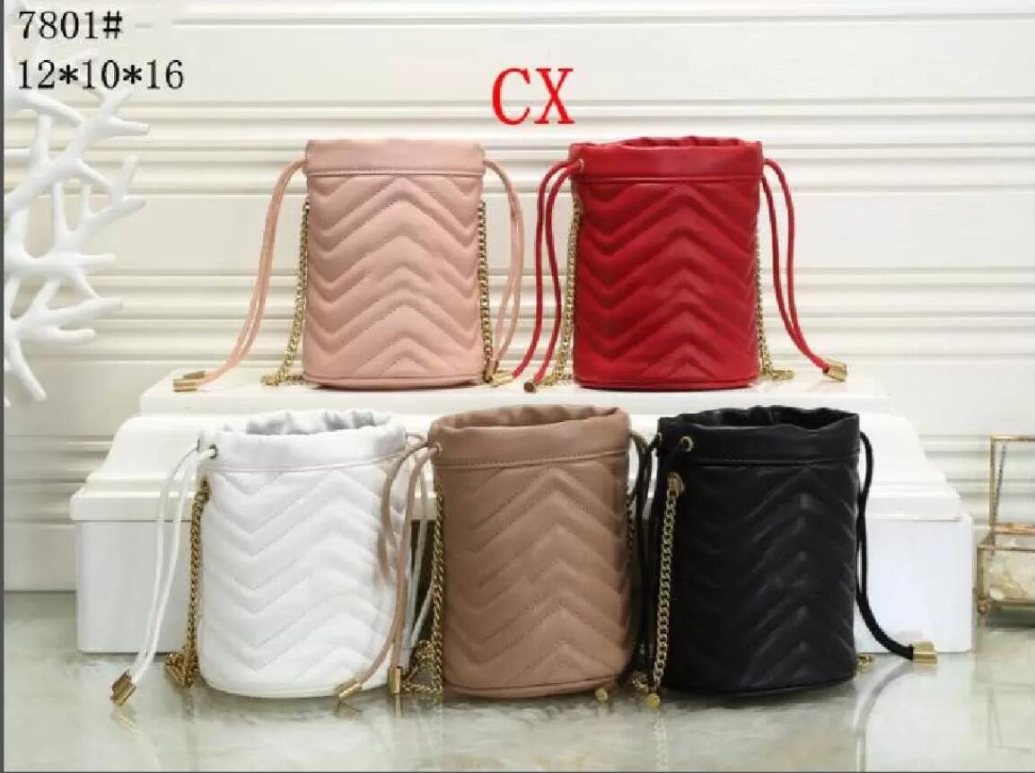 

Women Handbags Gold Chain Shoulder Bags Crossbody Soho Fashion Disco Messenger Bag Purse Wallet 5 colors bucket bag, White