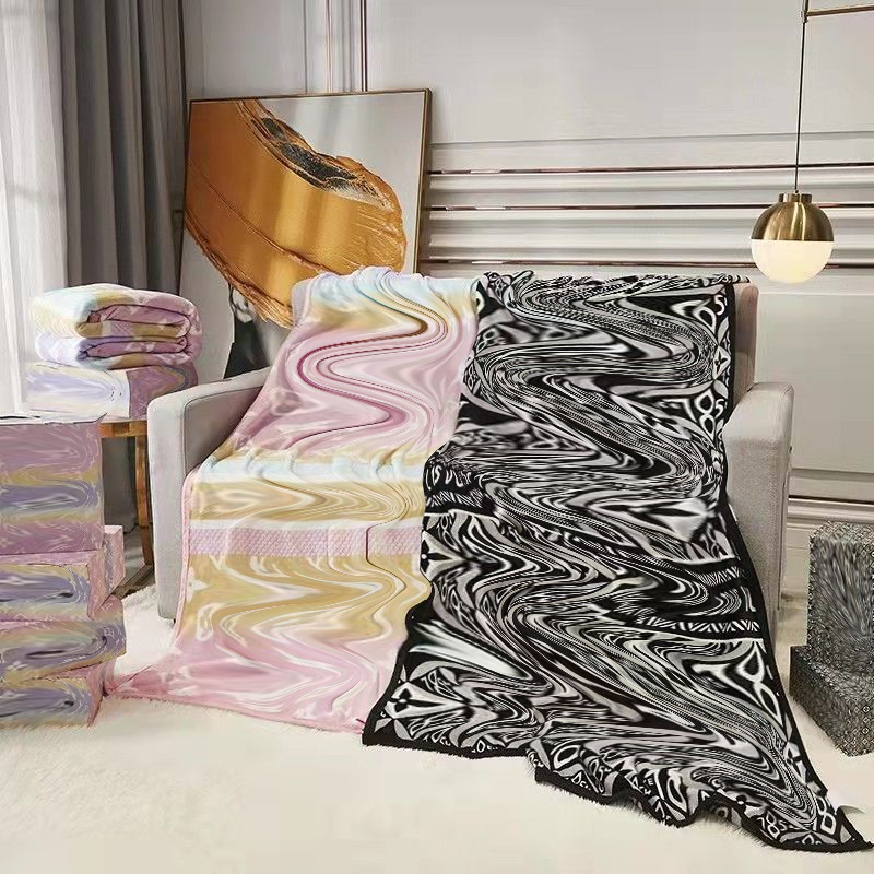 

Brand Letter Printed Designer Blankets With Box Home Sofa Nap Coral Fleece Blanket For Men Women Autumn Winter Warm Soft Flannel Throw Blankets Christmas Gift