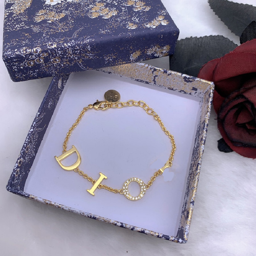 

designer jewelry necklace Letters bangle Pendant Necklaces luxury bracelet bracelets Men Women Metal Jewelry Personality Creative Fashion Hip Hop Accessories