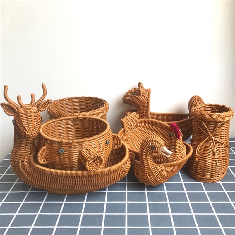 

Storage Baskets Rattan Woven Fruit Basket Cute Shape Fruit Bowls Tray Vegetable Snack Basket Novelty Animal Shaped Home Decor Organizer Handmade 220912