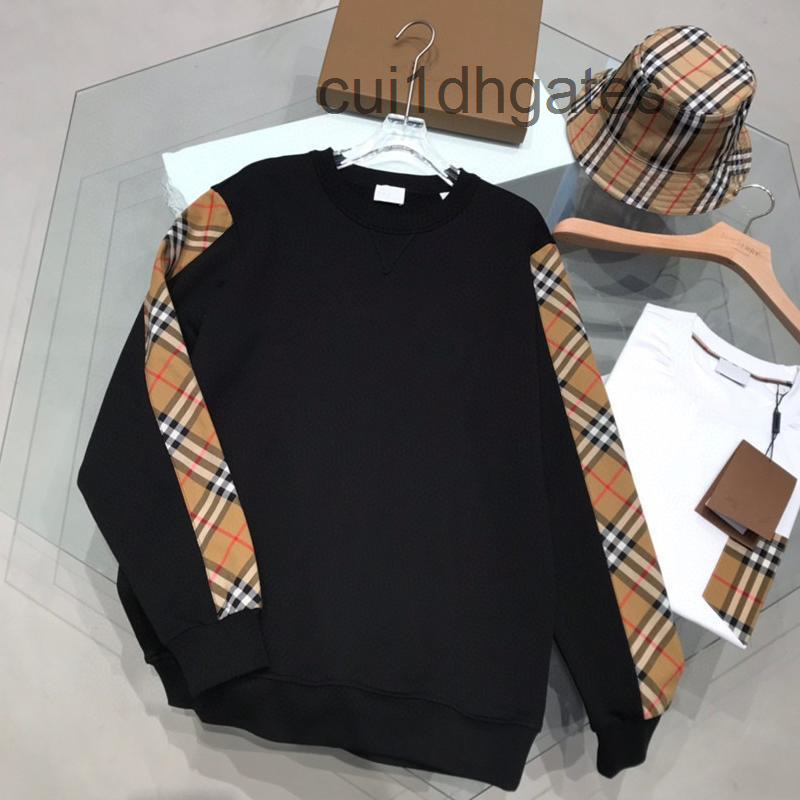 

2022 Designer Burb Hoodies online store 2022 simple and fashionable versatile lovers' sweater black white soli