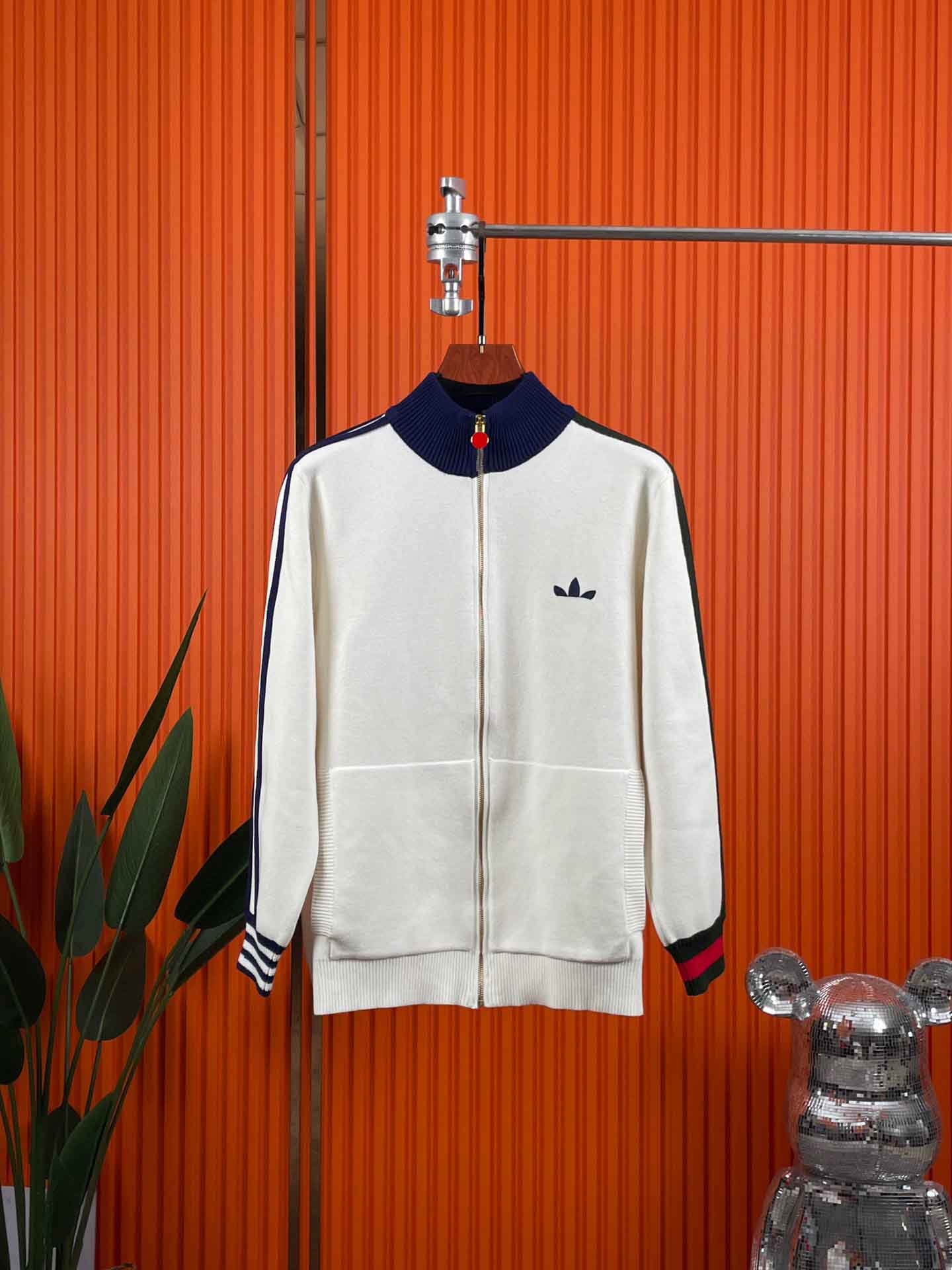 

Men's Plus Size Hoodies & Sweatshirts Round neck embroidered and printed polar style summer wear with street pure cotton M set shorts tshirt set amk