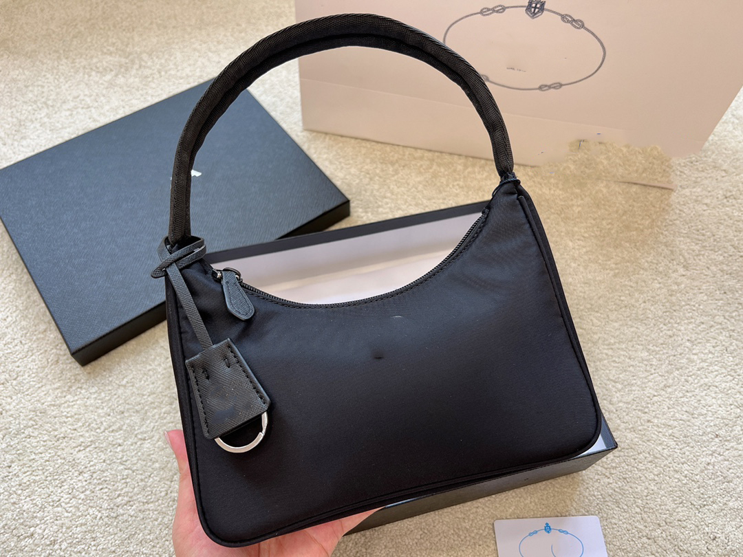 

Evening Bags Shoulder Bags Designer handbags women shoulder bag vintage Diamonds cross body bags canvas Chest pack crsytal chain purse lady diamond