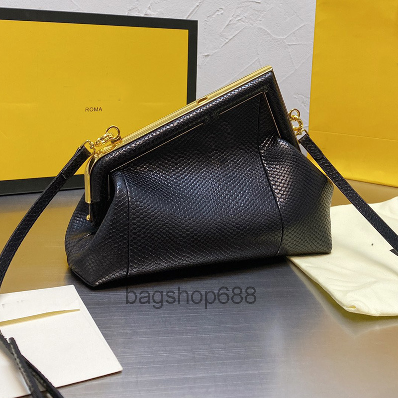 

designer bags Handbag Women Purse Dinner Clutch Hand Bag Shoulder Crossbody Bags Genuine Leather Fashion Metal Clasp Golden Hardware Winter