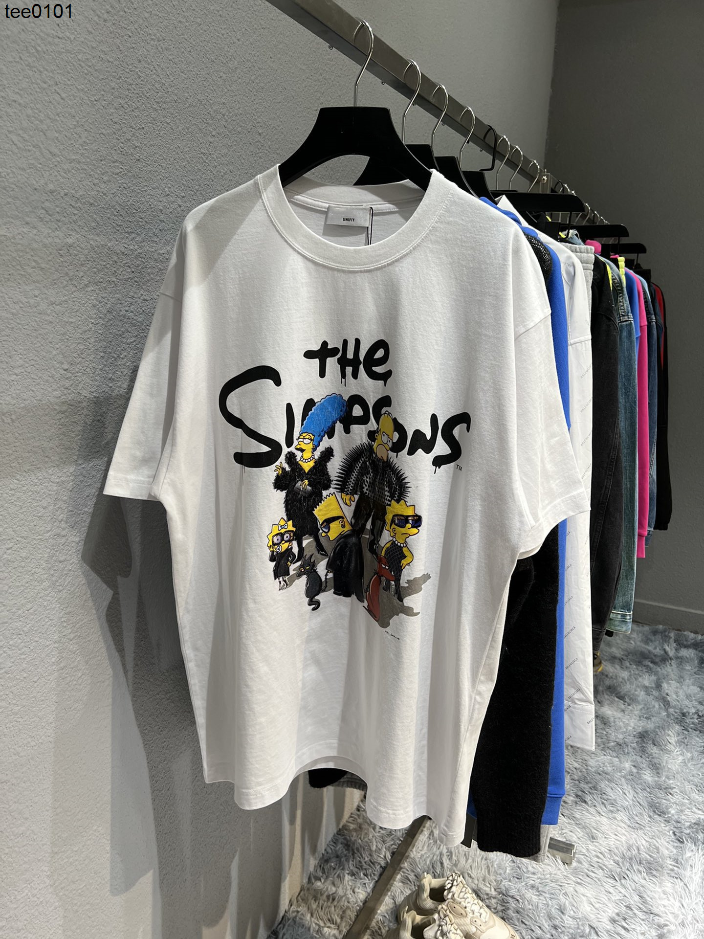

Spring and summer high version balencaigass tee Simpsons family split glue letter printing fashion brand Pullover couple T-shirt short sleeve, Yellow