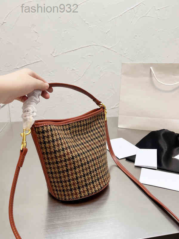 

Evening Bags Shoulder Bags Luxury Brand Houndstooth Bucket Fashion Square Wallet Women's Designer High Quality Real Leather Mobile Phone Handbags 1220, Black