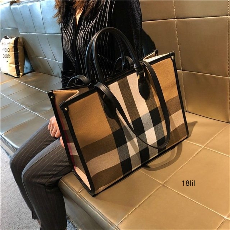 

Burbrerys Crossbody Handbags Bags Burbrery Onthego tote Luxuries designers women bag Purses Totes designer woman handbag Shoulder wallet Paris Plaid MAQE, Large grid (white) for shipment