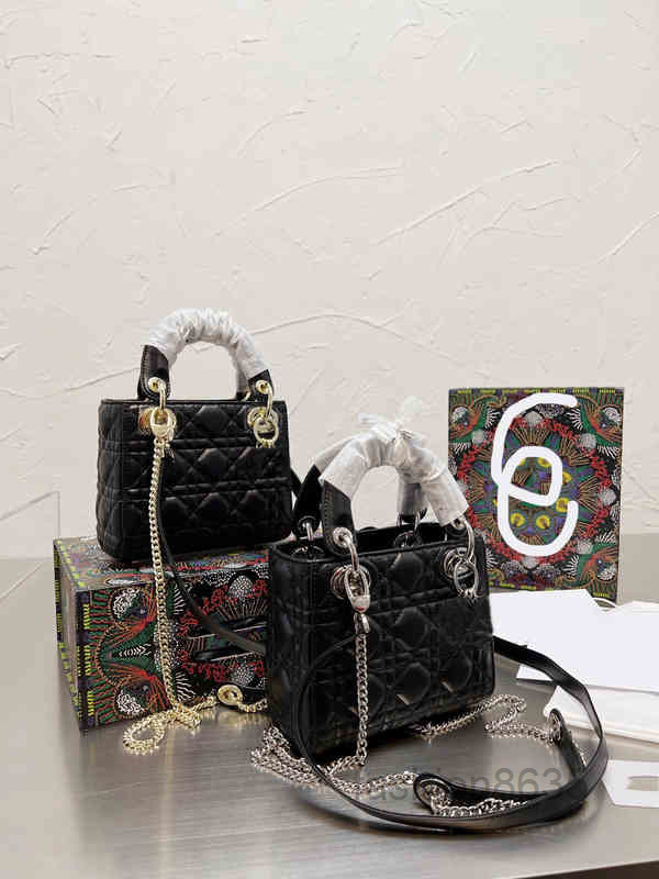 

Evening Bags Flat Carry Handle Bags Mini Tote Women Handbag Shoulder Leather Designer Crossbody Female Lingge Purses with Two Straps 220304