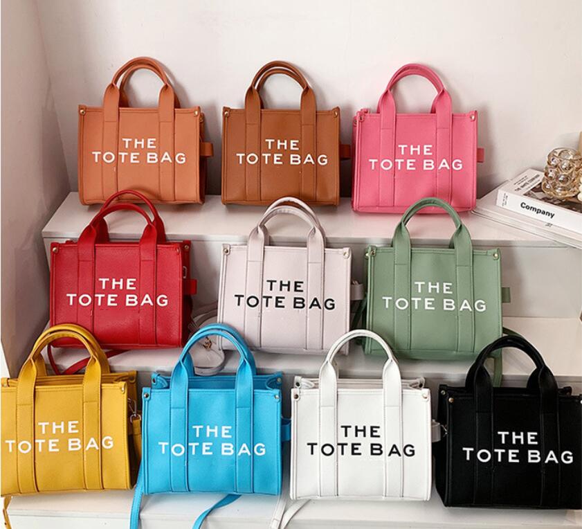 

The Tote Bag Lady Famous Designer Pu Lather Messenger Shopping Bags Plain Cross body Shoulder Bags Handbags Women Totes purse Crossbody Casual Square Wallets 26cm, Brown