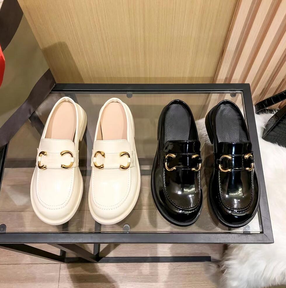

New Style Half Slipper PU Leather Simple Leisure Shoe Summer Fashion Women Sandal Luxury Outdoor Flat Bottom Sandal Designer Scuffs Slippers, Not for individual sale