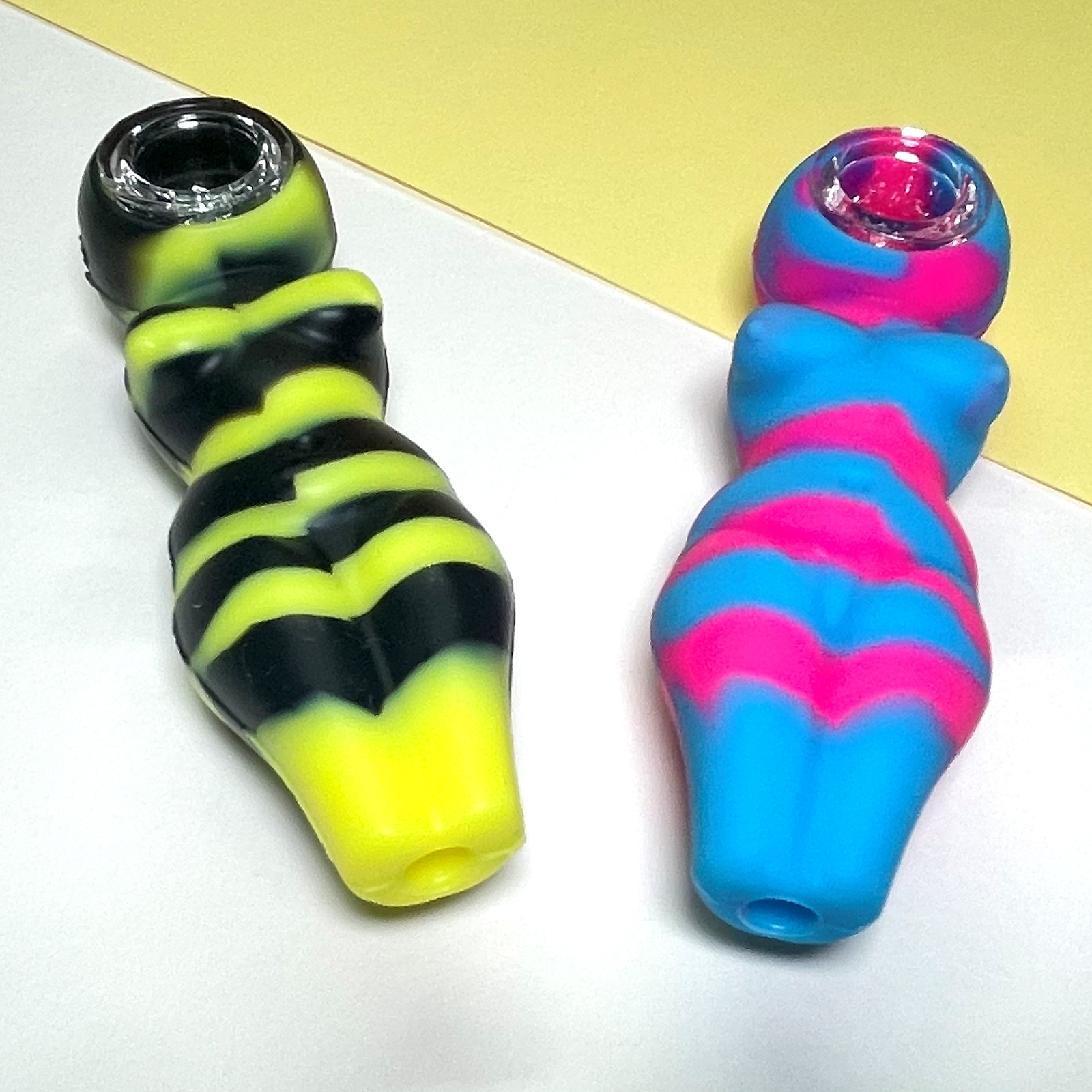 

Home Garden 10pcs/lot sexy women silicone hand pipe water smoking pipes portable and unbreakable Silicon Dab Rig Glass Bong Recycler Oil Rigs herb