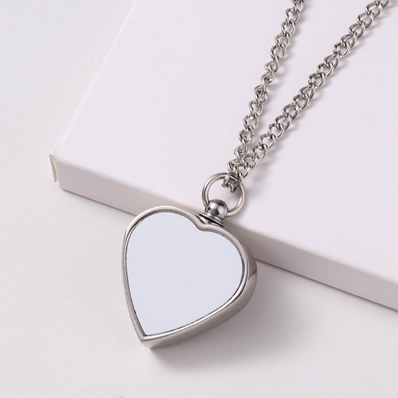 

Pendant Necklaces European And American Jewelry Flat Chain Necklace Sublimation Couple Urn Heart Tag Craft