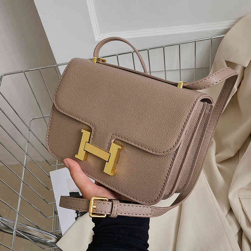 

22 new mini Bag Mini h-button bag nose chain palm print stewardess bag cowhide bags, White