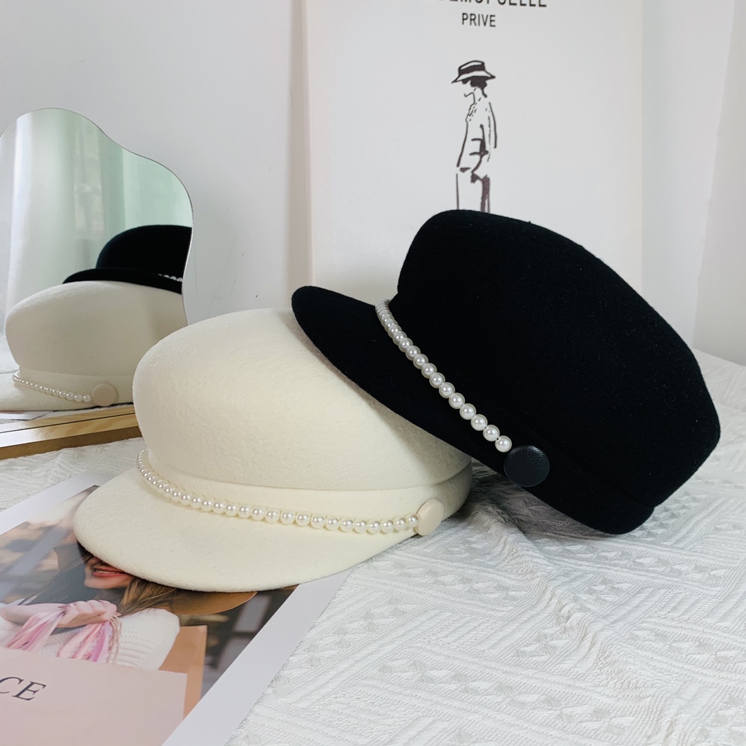 

Women's luxury brand designer small brim hat fashionable cotton plush pearl necklace cap, Black