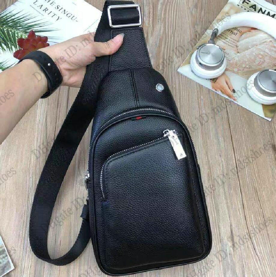

Luxurys Designer Mens Shoulder Chest Bags Leather Crossbody Trend Sling Bag Cross Body cowhide Classic Green and Red Web Message Bag for men