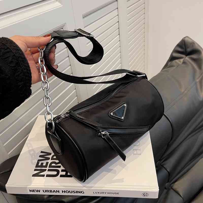 Small bag female 2022 new minority Single Shoulder Messenger Bag popular cylinder Purses Outlet-image-802600200