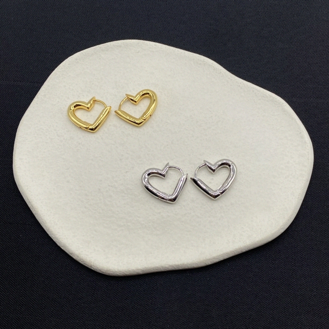 

CL Designer Stud Luxury Classic Brand Alloy Letters Earrings Women Heart Simple Jewelry Gift R0mV#