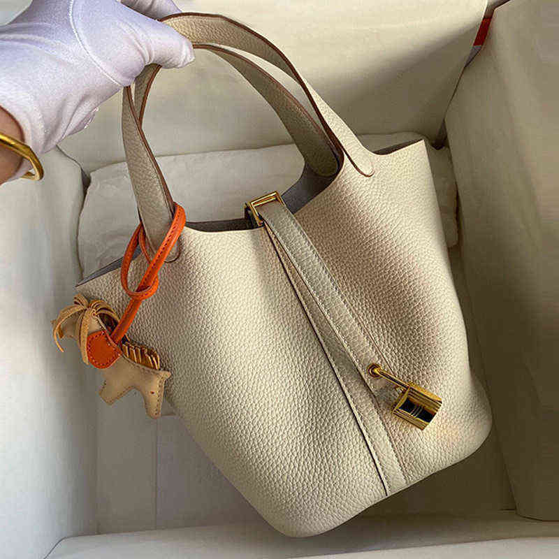 

Bag Herme PicotinsLocks Bags 18 22 26cm Handmade Wax Line Picotin Basket Womens Litchi Pattern 1822tc Cow Leather Highend Portable Bucket, Black -22cm (wax thread)