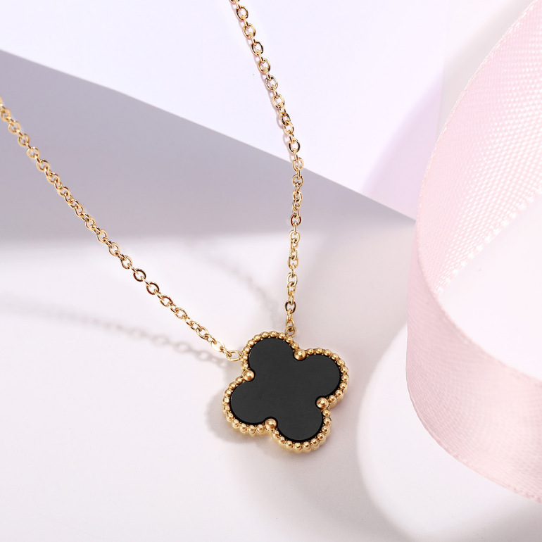 Handmade Black Red Clover Pendant Neckalce Elegant Women Jewelry-image-802594609