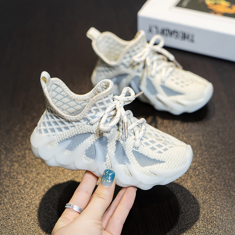 

Designer Kids Shoes Sneakers Baby Boys Girls New Mesh Knitting Trainers Infant Children Summer Spring Fall Gifts Size 21-37, Black