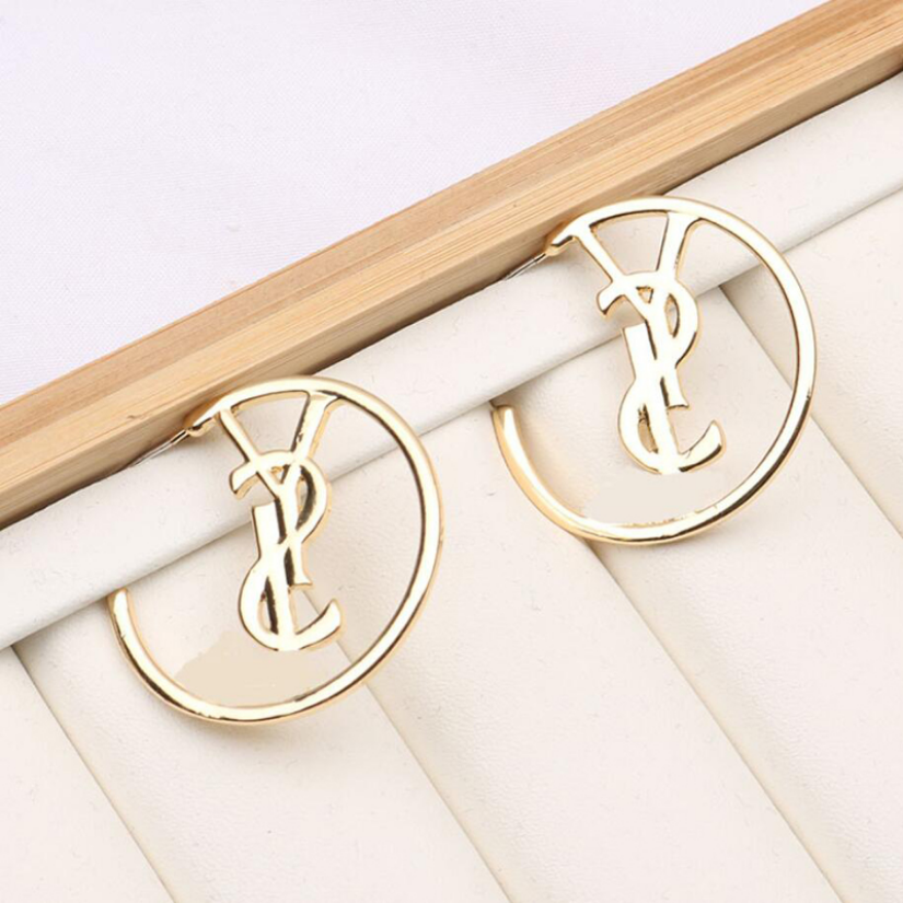

Fashion Womens Brand Designer Letter Earrings Ear Stud Women Elegance Temperament Simple Ladies Wedding Party Jewelry Accessories ER0086-ER0087