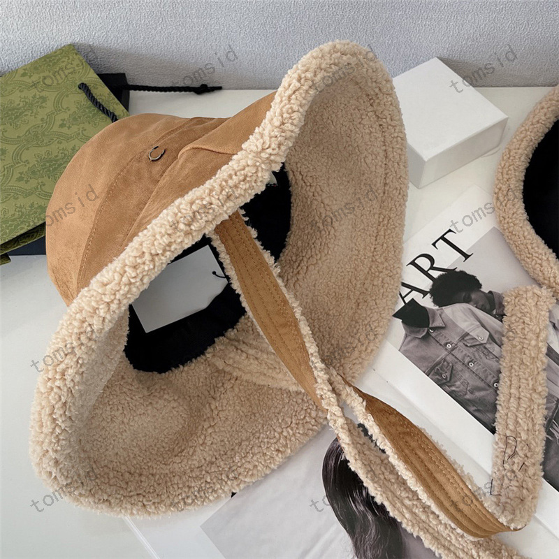 

Unisex Wool Wide Brim Hats Womens Designer Bucket Hat For Men Brand Buckle Fashion Warm Flat Fitted Hats Solid Winter Bonnet With Band, Black