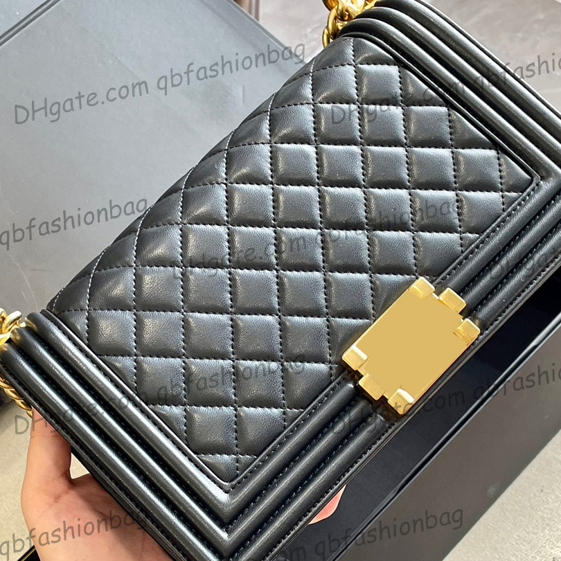 Womens Boy Quilted Lambskin Bags Gold/Silver Metal Adjustable Shoulder Strap Crossbody Shoulder Handbags Outdoor Sacoche Black Messenger Real Leathe