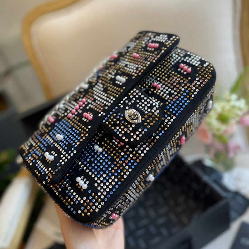 

AA Fashion Women Clutch Bag Small Shoulder Bag Plaid Pattern Designer Woman Messenger Bags Ladies Handbag Day Clutches Full Drill Chain, Black