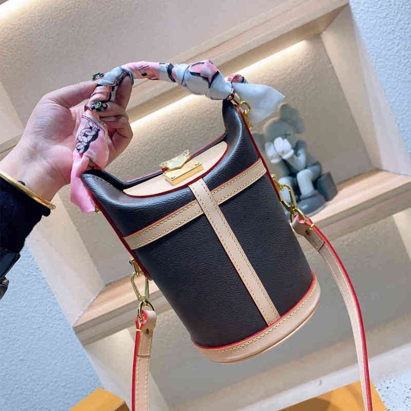 Designers Sacs de luxe pour femmes Louiseity 1 VIUTONITY SCHAGS LVS CROSSBOCK SOBLO