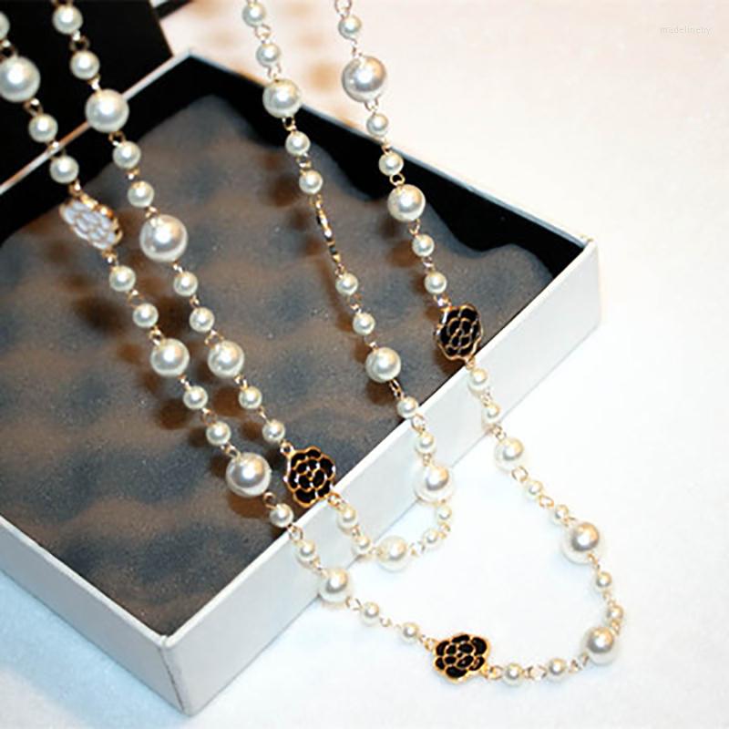 

Chains White Double Pearl Necklace Black Camellia Flower Beads For Women Luxury Elegant Pendant Fashion Jewelry Gifts