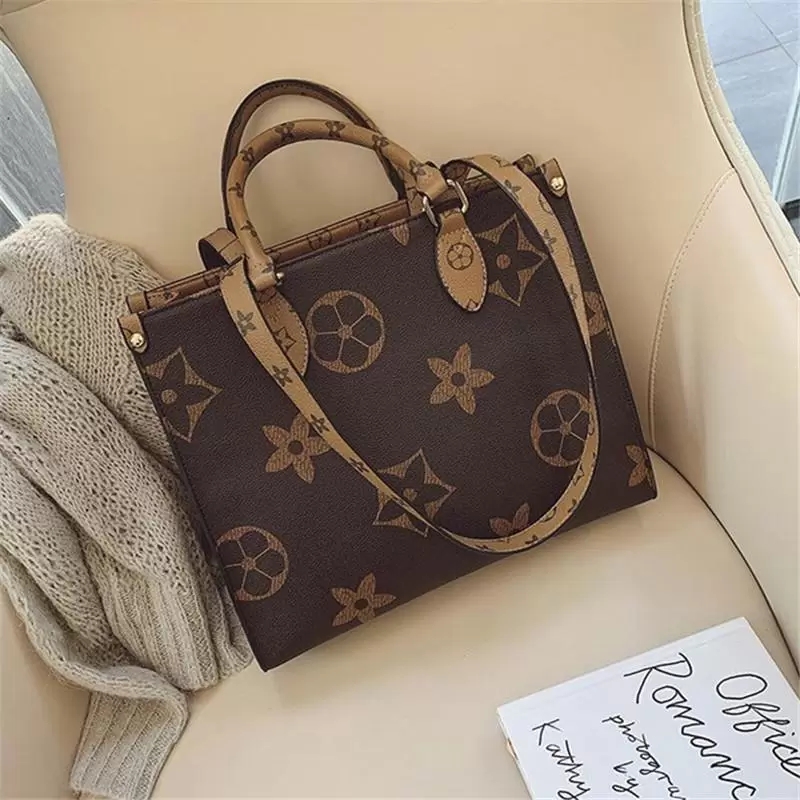 

ON THE GO Onthego Top Women Luxurys Designers Crossbody Bags Womens Handbags Purse Tote Bag Ladies Casual Tote PVC Leather Shoulder Tote Female Shopping Big Purse 5A, Brown