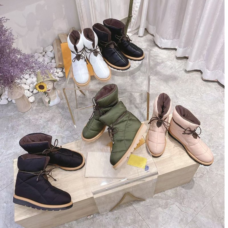 

winter wool boots fashion women shoes thick bottom Suede Alphabet Medium boot designer shoe platform Cold resistance and warmth retention woman Short boots 35-40-41, Extra shoelaces