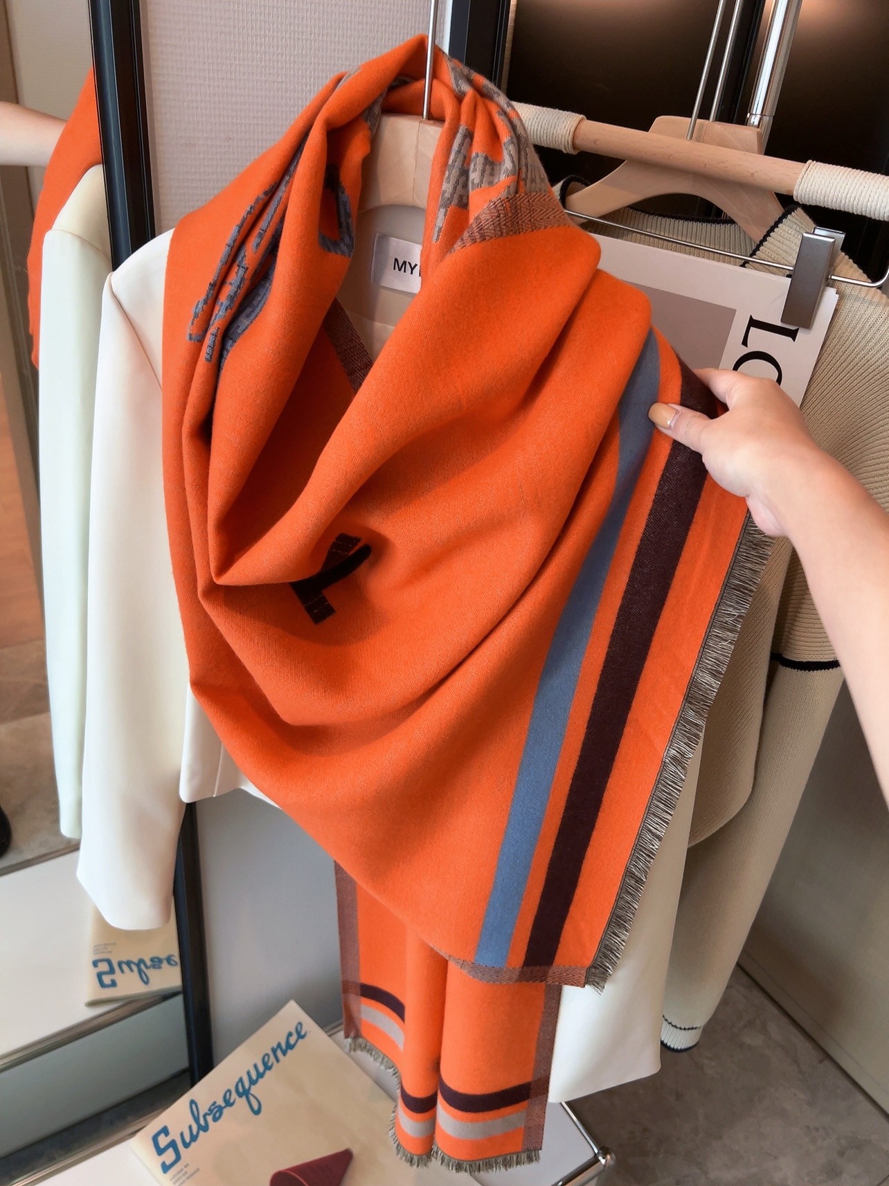 

Luxury Designer Cashmere Scarf Brand H Horse Clothes Scarf Warm Gifts