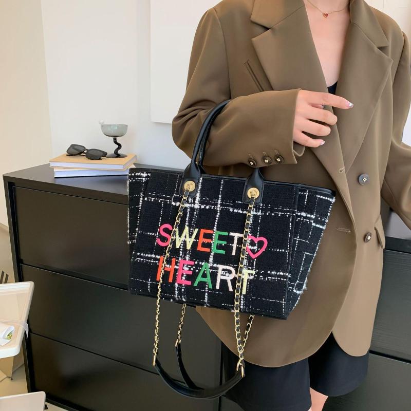 

Shoulder Bags 2022 Designer Luxury Bag Handbag Casual Postman Patchwork Fashion Female Travel Lady Woolen Chain Messenger