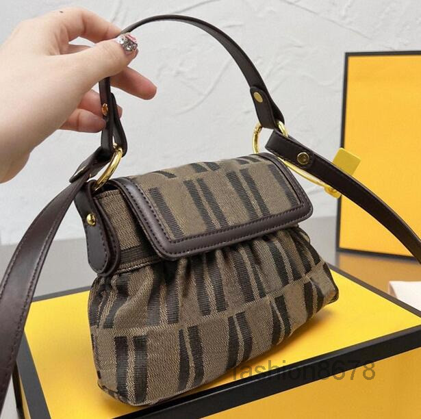 

Evening Bags Women Hobos Shoulder Bag Retro Fashion Pleated Underarm Tote Purse Crossbody Designers Vintage High Quality Brown Classic Lett