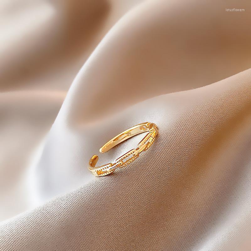 

Cluster Rings Korea's Exquisite Simple Hollow Out Ring Fashion Temperament Versatile Opening Adjustable Female Jewelry