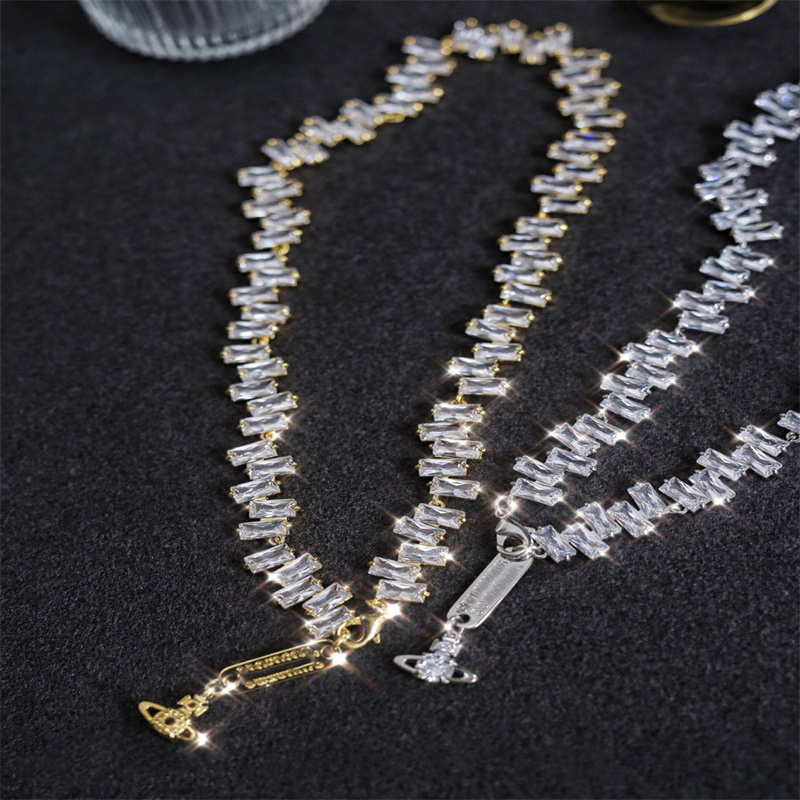 Colliers de pendentif Vivi Femmes Bijoux de luxe Bijoux Saturne Diamond Chain Collier Collier