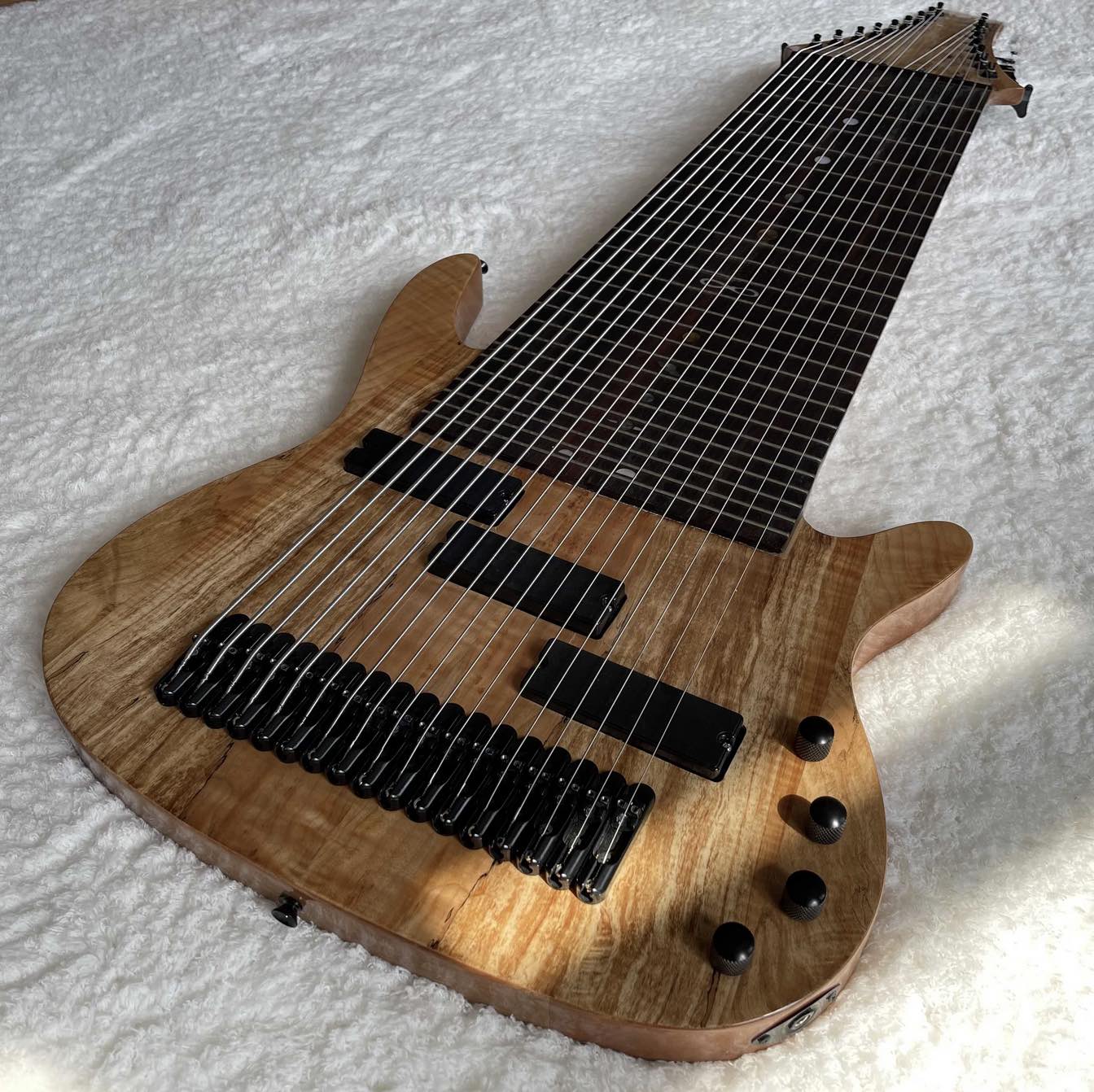 

Custom 17 strings electric guitar bass Customized on Logo Shape Hardware