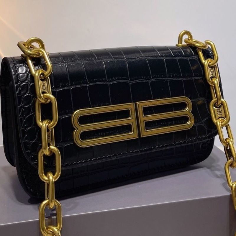

designer Italy bags Balenciga 2022 new women's crocodile chain bright leather Single Shoulder Messenger Bag Light luxury embossed solid color, Sky blue