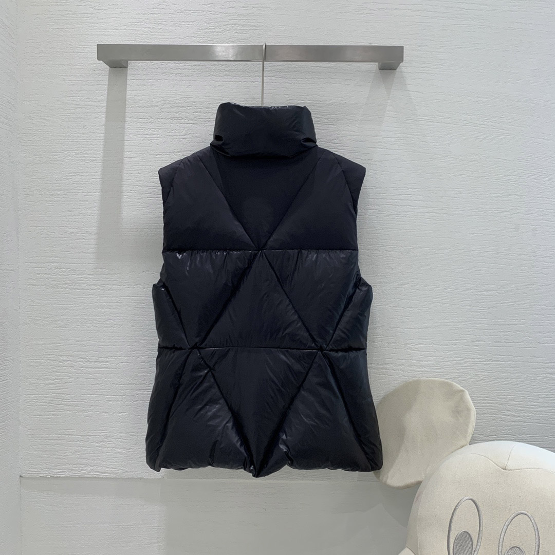 

VANOISE Flocking Logo down jacket men and women France Tide Brand monclair cotton vest Highs Quality Hooded drawstring AAAAA vests size1-4, Sold out