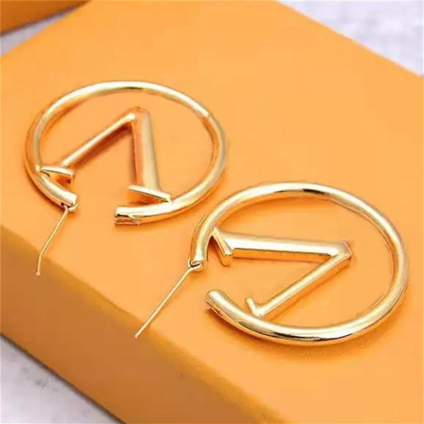 Lettre V Designer Femmes Anneau d'oreille Mode Gold Oreau d'oreille pour femmes bijoux LETTRE Classique Boucles d'oreilles Hoop Party Mariage Dam