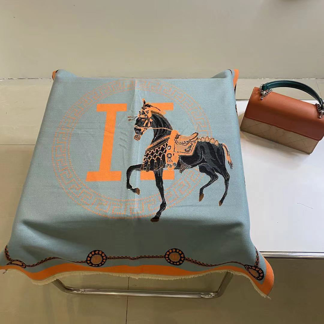 

Designers luxurys scarf Classic Alphabet cashmere shawl Animal pattern design Leisure versatile women scarfs Valentine's Day gift winter warm scarf very good nices