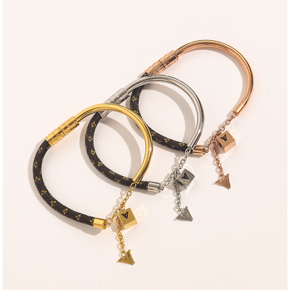 

Bracelets Bangle Leather Bracelets Adjustable Women Letter Plated Wristband Cuff Stainless steel Lovers Gift Wedding Jewelry Chain New Fashionable Multicolor