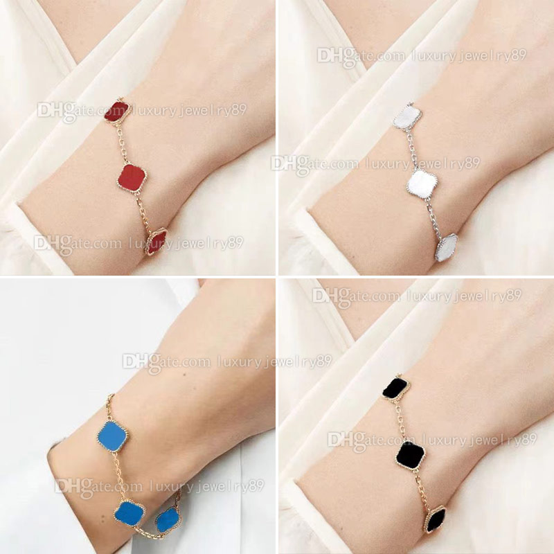 

Designer jewelrys Classic Fashion Charm Bracelets 4Four Leaf Clover Designer Jewelry 18K Gold Bangle bracelet for women men Necklaces Chain elegant jewelery Gift