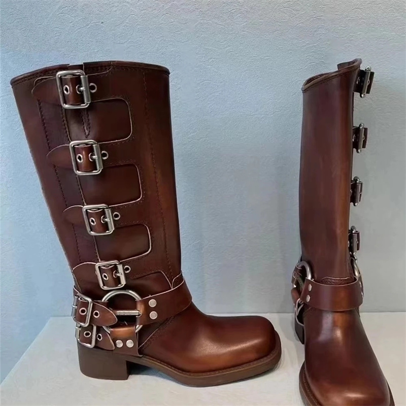 

2022 New Women Knee High Boots Metal Buckle Rivets Punk Gothic Winter Long Boots Female Footwear Low-Heeled Middle Tube Shoes, Black