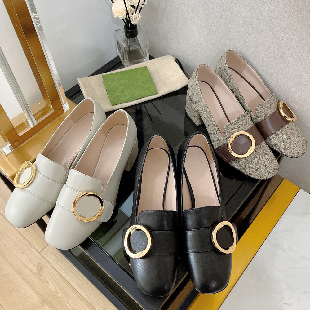 

Blonde womens mid heel pump Shoes debuts new collection during Love Parade Reflects mood in latest collection by combining vintage aesthetics with modern features, Shipping supplement